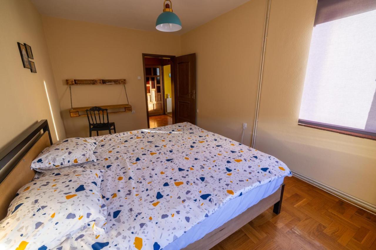 Hostel Prishtina Backpackers 普里什蒂纳 外观 照片