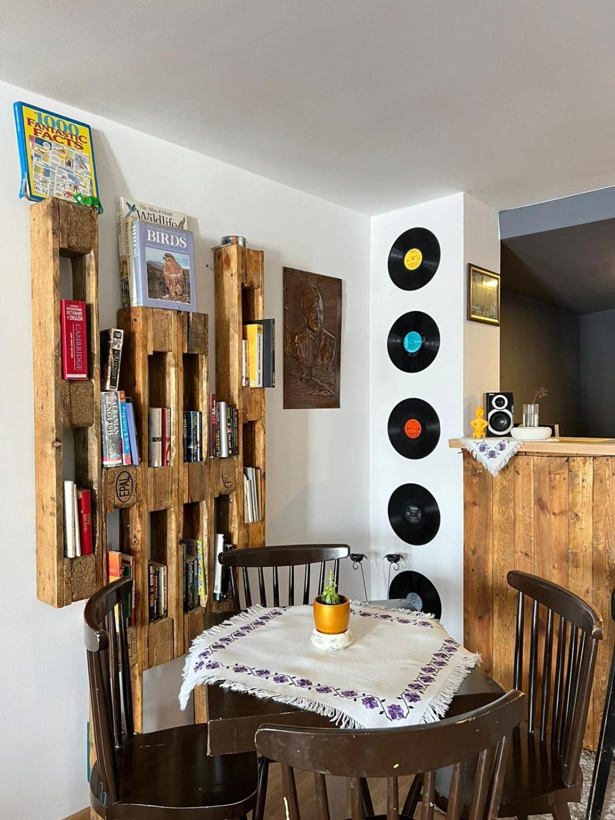 Hostel Prishtina Backpackers 普里什蒂纳 外观 照片